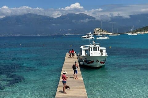 Promenade Lotu Beach