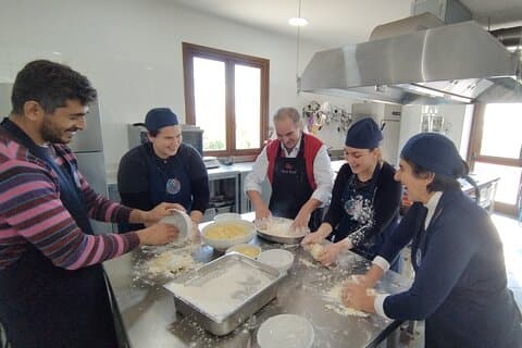 Aula de culinária de massas artesanais com almoço em Salerno