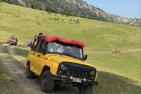 Transporte privado de Yerevan para Scenic Dilijan Horseriding Club
