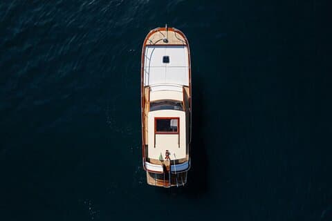 Capri Island Private Luxury Boat – Tour panoramico esclusivo di un giorno