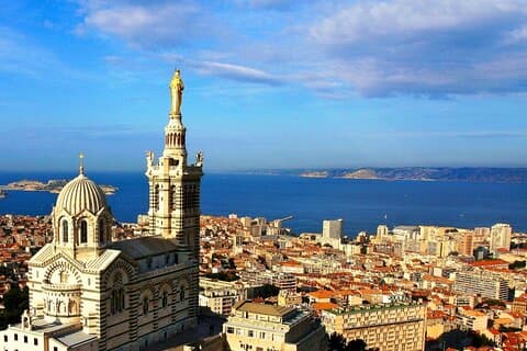 Una perfetta giornata di scoperta dal porto crocieristico di Marsiglia