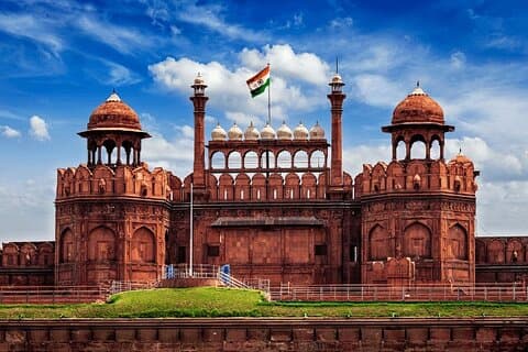 Tour privato della Vecchia e Nuova Delhi con ingressi