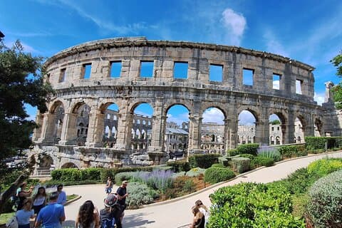 Lo mejor de Istria : Anfiteatro Pula + Rovinj + Hum Tour