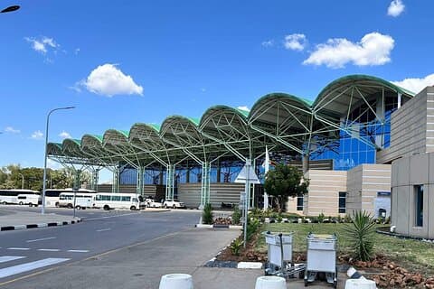空港とホテルへのプライベートラグジュアリー送迎