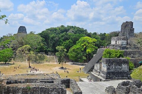 Privat VIP-tur i Tikal från Flores