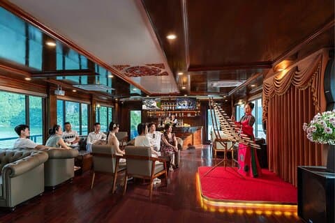 Bedste sælger - Halong 5 Star Sonata Cruise: Buffet & Live musik