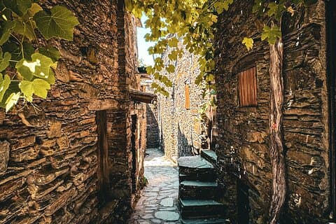 Private Van Tour to Schist Villages of Lousã