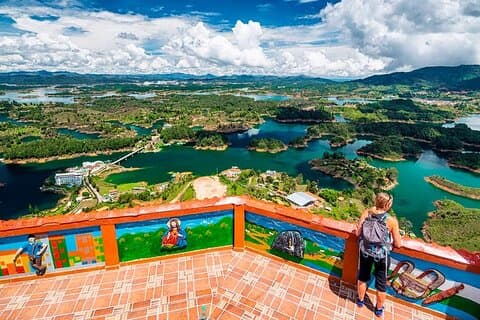 Utflukt til Guatapé og Piedra del Peñol i Medellin