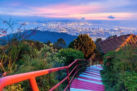 Visite de la ville et du temple de Penang avec la colline de Penang (voie rapide)