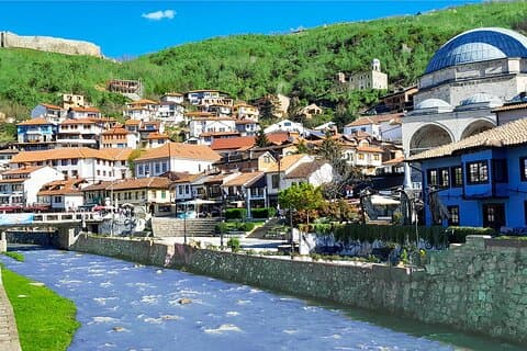 Visite de groupe au Kosovo à Pristina et Prizren au départ de Skopje