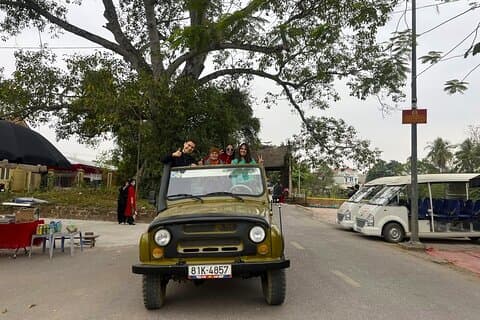 Hanoi: Duong Lam Ancient Village com Jeep, História e Vida Diária