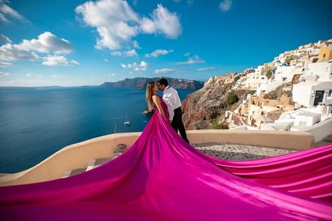 Santorini Oia: Private Flying Dress Photoshoot