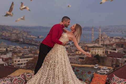 Privates Fotoshooting auf dem Dach von Istanbul