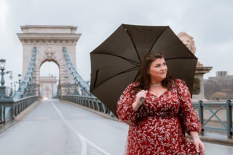 Private Vacation Photoshoot with Photographer in Budapest