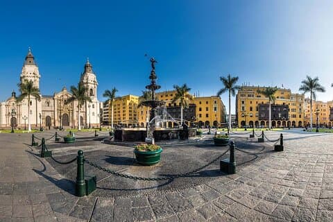 Private Tour: Entdecken Sie das alte und moderne koloniale Lima
