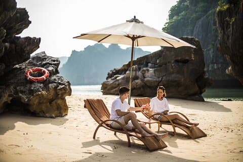 3N2D Bai Tu Long Bay mit privater Kreuzfahrt erkunden