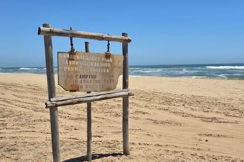 Walvis Bay: Sandwich Harbour 4x4 Dune & Ocean Adventure