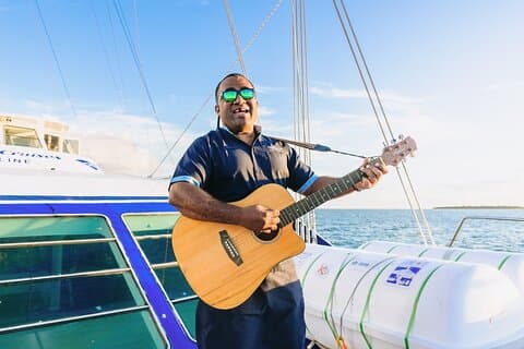 Captain Cook Cruises Fiji - Dinercruise bij zonsondergang