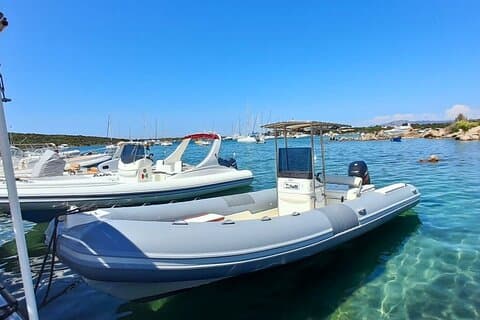 Excursion privée en dériveur au départ de Porto Rotondo
