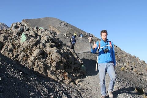Excursion de 4 jours et 3 nuits au Mont Meru