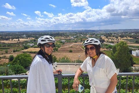 E fietstocht tussen Martina Franca Locorotondo en Cisternino