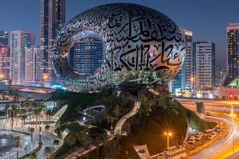Lås upp hemligheterna i Dubai i halv/heldags stadsrundtur