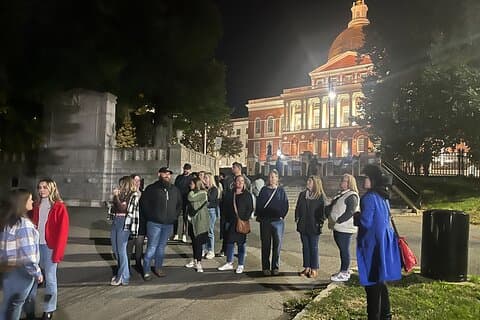 Recorrido a pie por las bebidas alcohólicas y los fantasmas de los abucheos de Boston embrujados