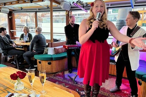 New York City Live Musik Sightseeing Serenade Cruise
