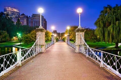ボストン・ホーンテッド・ヒストリー・セルフガイド・ウォーキング・オーディオ・ツアー