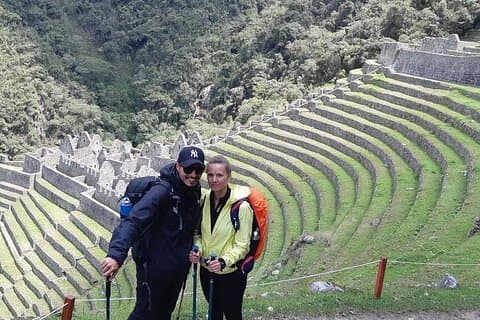 Recorrido privado de 2 días por el Camino Inca a Machu Picchu