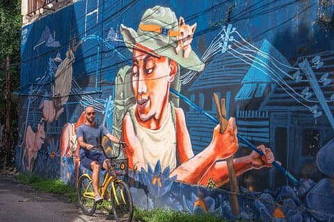 Chiang Mai Backstreets Bike Tour e Visita ao Templo Lanna