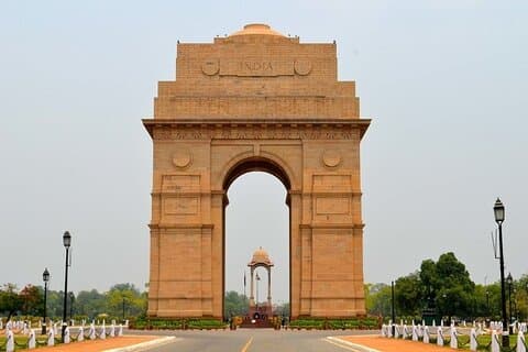Old and New Delhi Highlights Private Tour with Tuk-Tuk Ride