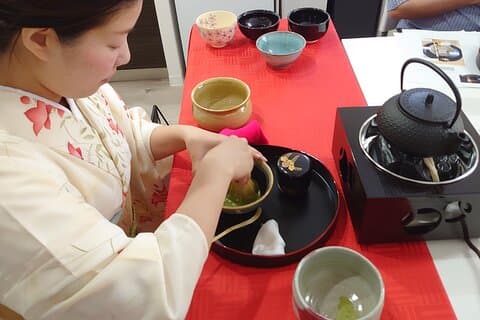 Autentisk te seremoni med Wagashi nær Dotonbori