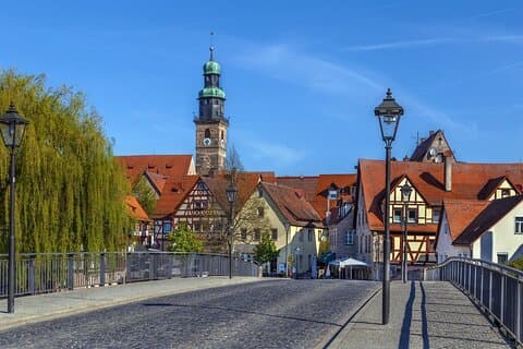 Explora Ulm en 60 minutos con un local