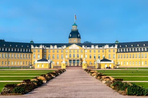 Explora Karlsruhe en 60 minutos con un Local