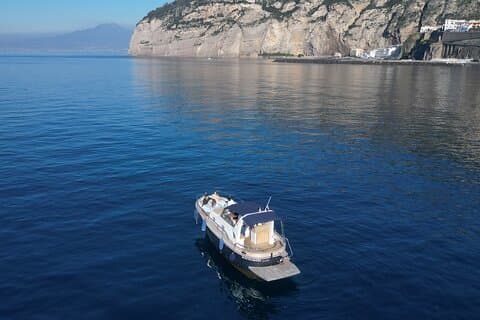Capri Tour Uforglemmelig dag på en båd i Capri