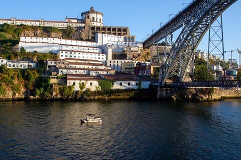 Tour en barco por el casco antiguo de Oporto y Gaia