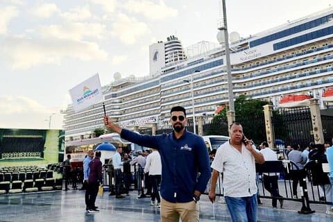 From Alexandria Port: Giza Pyramids and Museum, Private Day Tour.