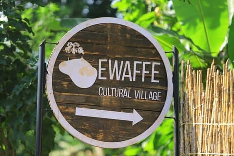 Kampala a Mukono: Tour privado en 4WD por el pueblo cultural de Ewaffe