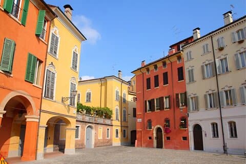 Modena Scavenger Hunt & Highlights Self-Guided Audio Walking Tour