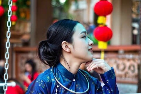Tour fotografico in stile Ho Chi Minh con trucco, fotografo
