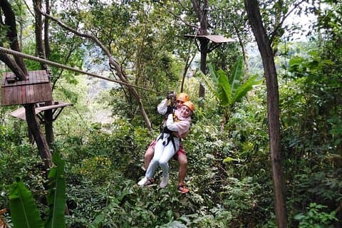 Phuket Rainforest Zipline Herausforderungen und Xtreme Aktivitäten