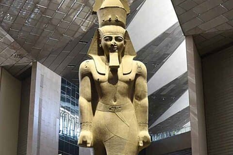 Privétour door het Grand Egyptian Museum met Egyptologist Gids