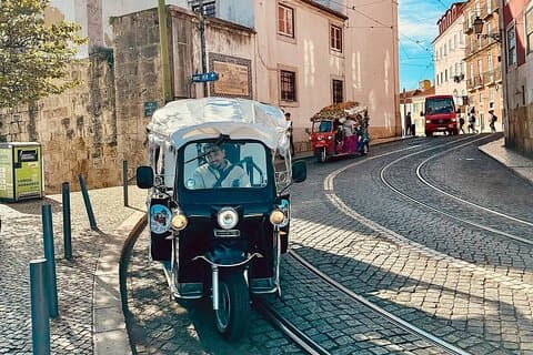 2 timmars Tuk Tuk-tur i Gamla stan det kommer att få dig att bli kär