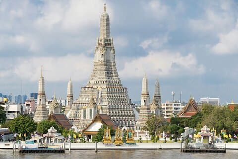 Bangkok Temple Tour : Wat Arun, Wat Pho & Grand Palace