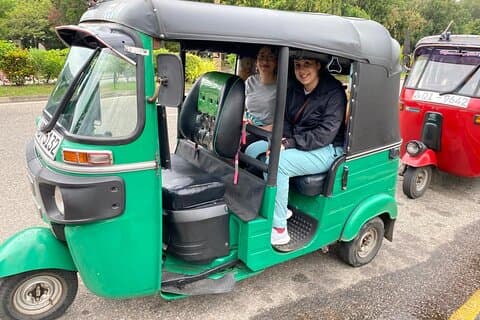 Colombo City Tour By Tuk Tuk (Include Lunch)Morning & Evening