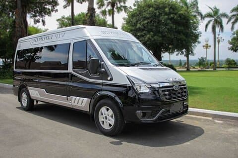 Hanoi til Halong af luksus 9-sæder limousine van – bedste tilbud i dag!