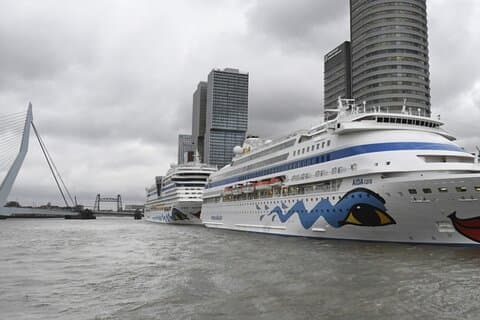 Lyxig privat transfer Amsterdam Flygplats till Rotterdams hamn