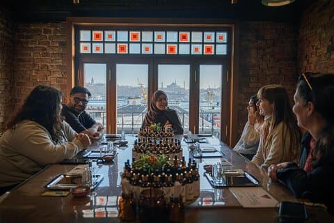 Taller de fabricación de perfumes de Estambul con vista al Bósforo