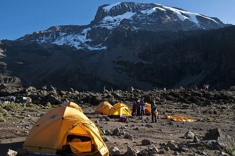 Kilimanjaro Ganztageswanderung durch Machame Route